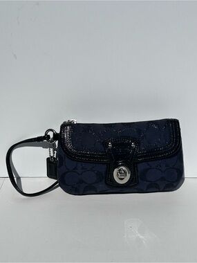 Coach Legacy Lurex Signature Turnlock Wristlet Navy Black Glitter Flap Pouch